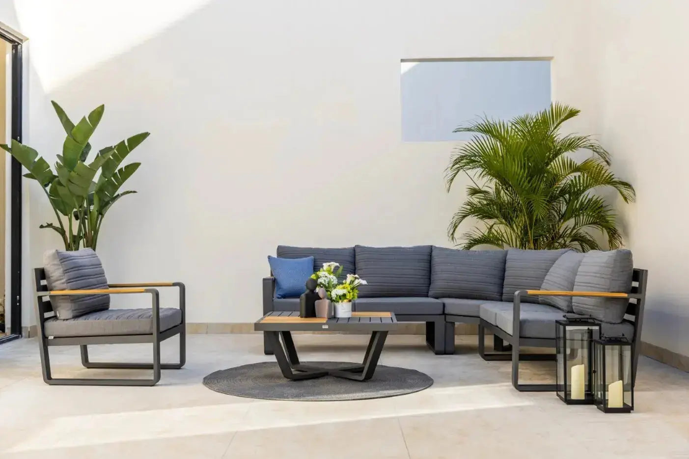 Mountain House - Portofino Conversation Set Berglite